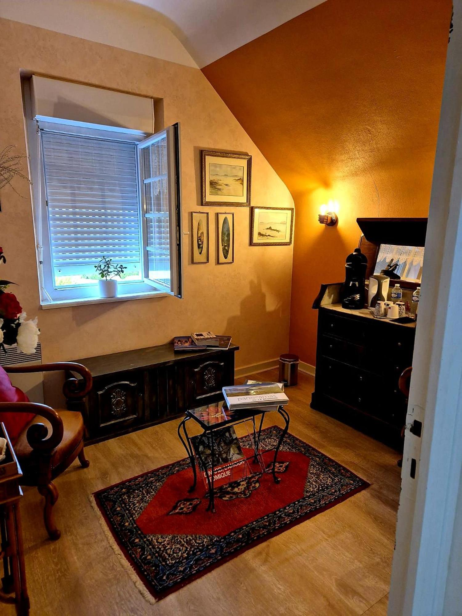 Chambre D'Hotes Avec Petit Dejeuner Compris A Mégrit Zewnętrze zdjęcie