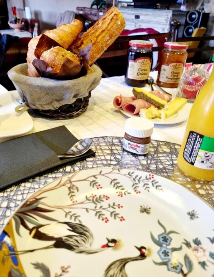 Chambre D'Hotes Avec Petit Dejeuner Compris A Mégrit Zewnętrze zdjęcie